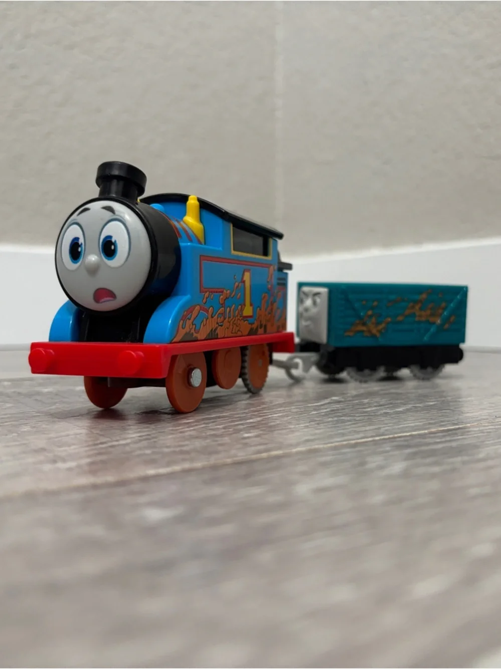 Motorized Muddy Farm Thomas & Troublesome Truck - All Engines Go Thomas & Friend